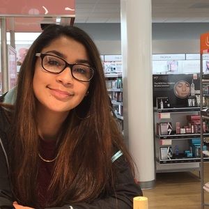 Meet your Posher, Natalie